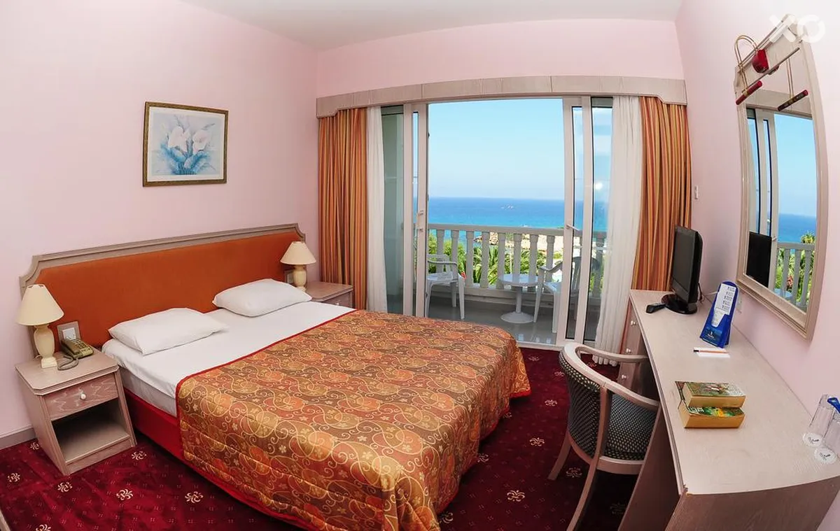 Denizkizi & Denizkizi Royal Hotel