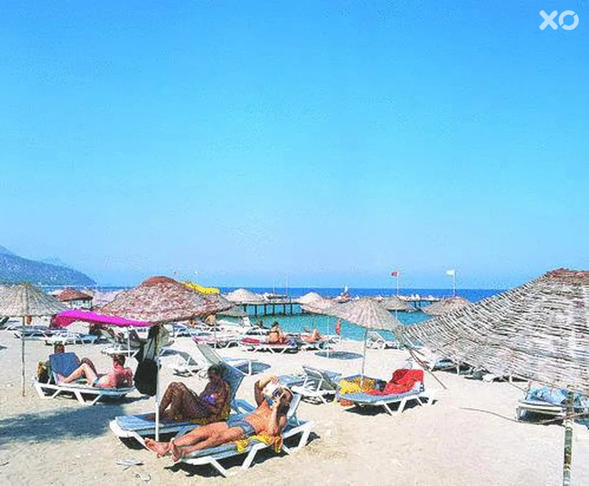 Golden Sun Hotel