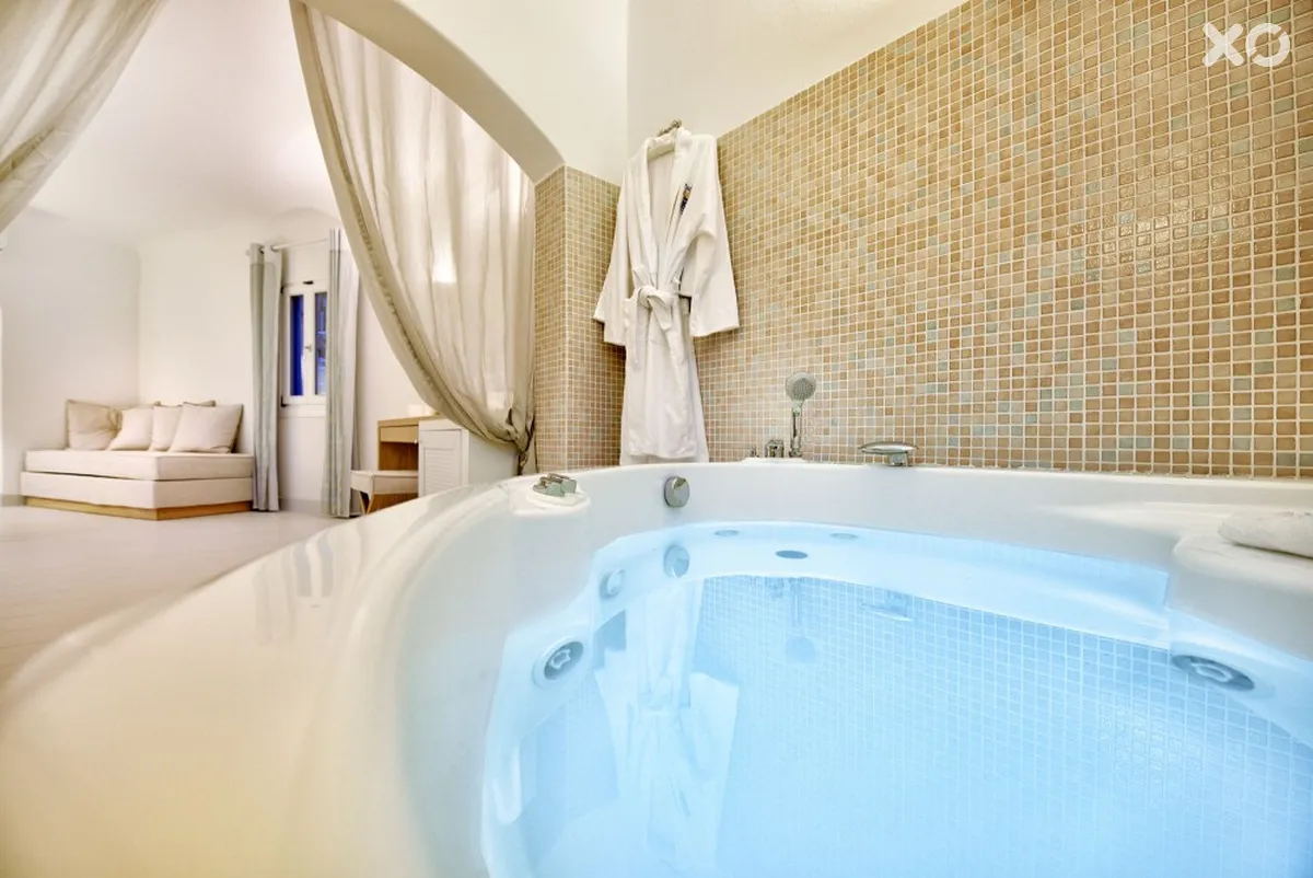 Saint John Hotel & Villas