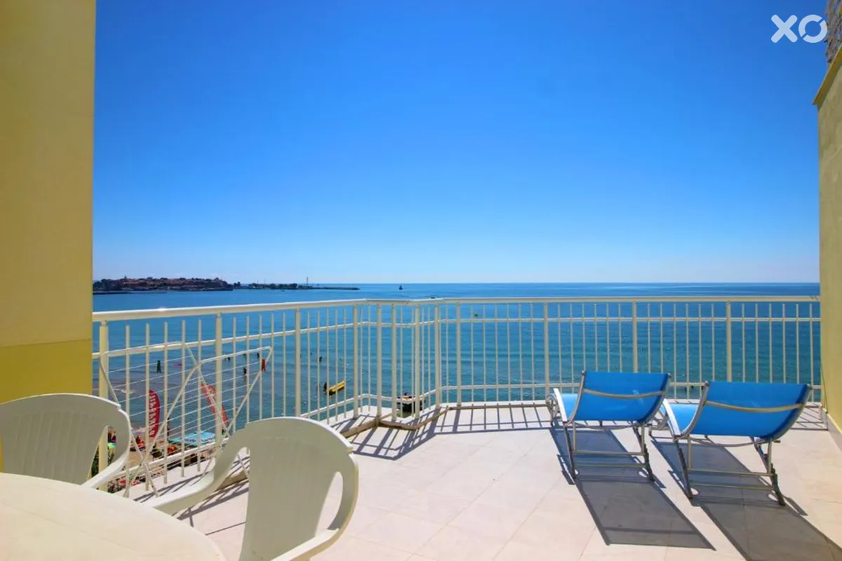 Perla Apartments First Line