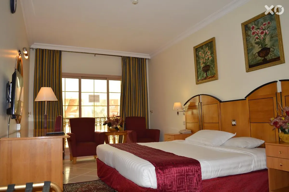 Dolphin Hotel Apartments