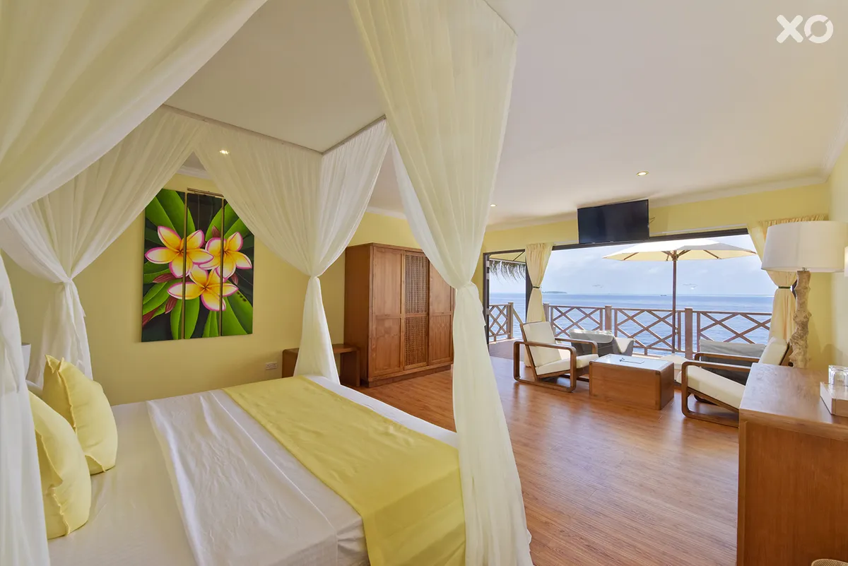Dreamland Maldives Resort