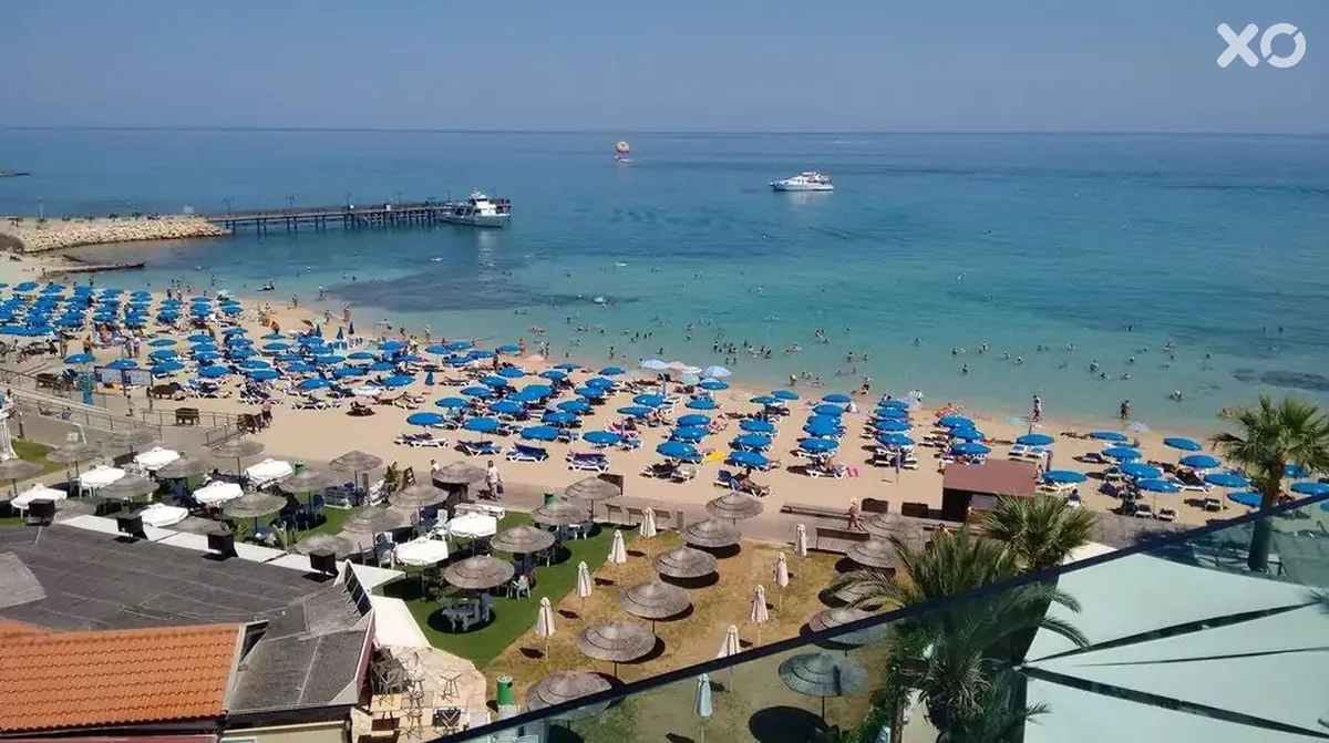 Vrissaki Beach Hotel