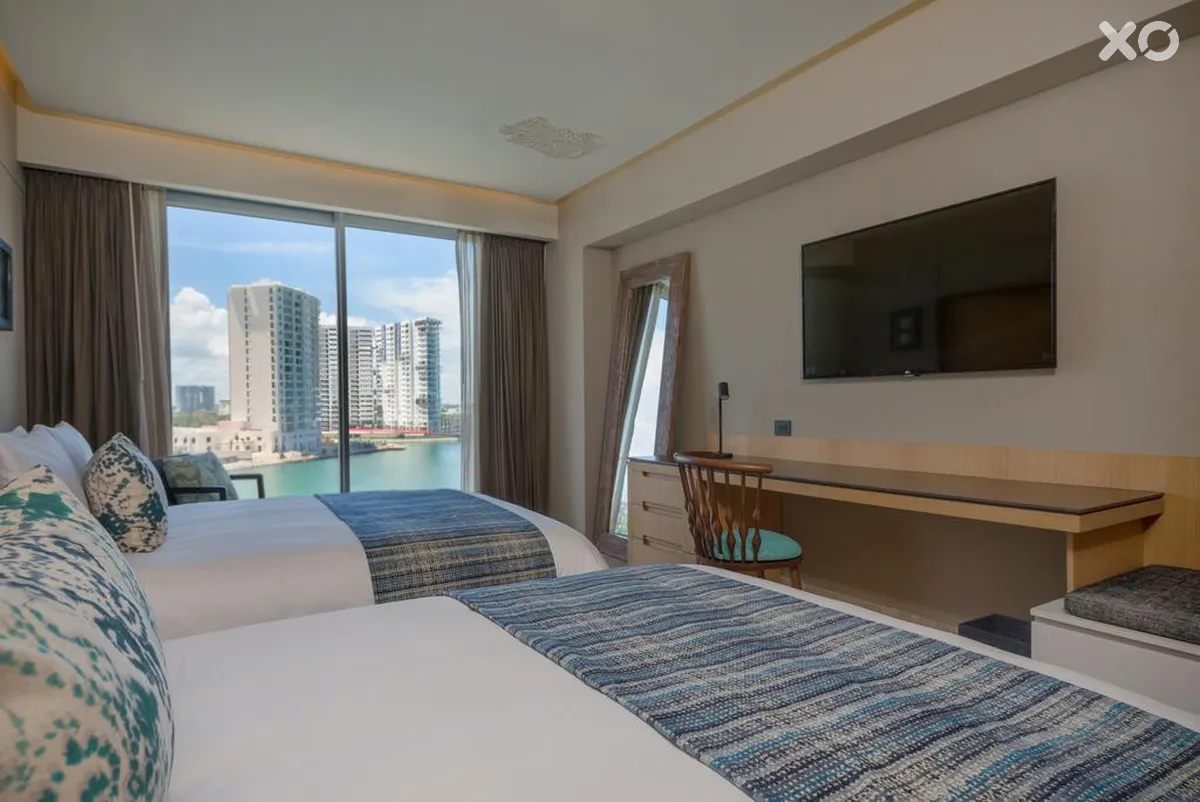 Renaissance Cancun Resort & Marina