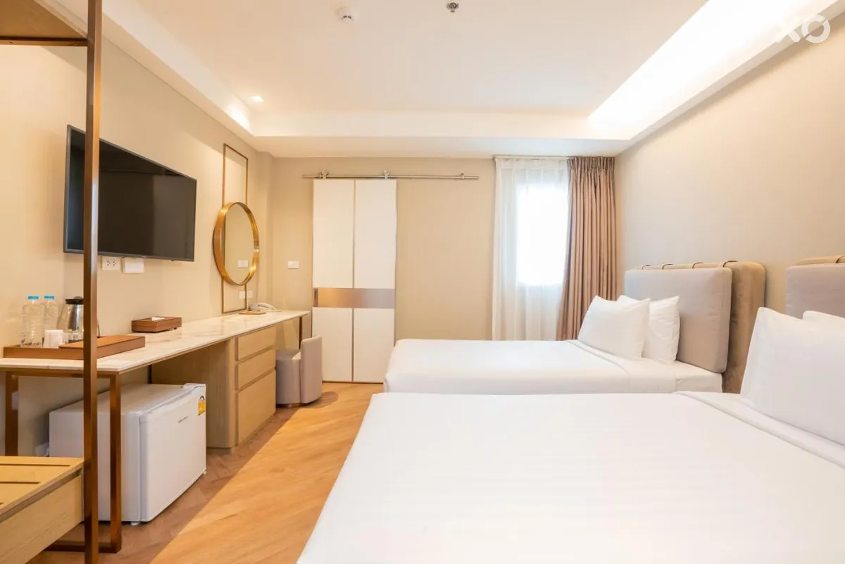 Away Bangkok Riverside Kene