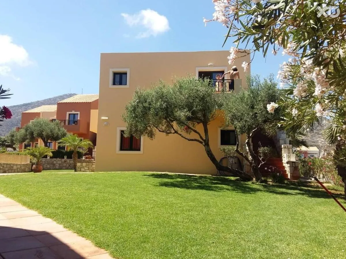Dia Apartments