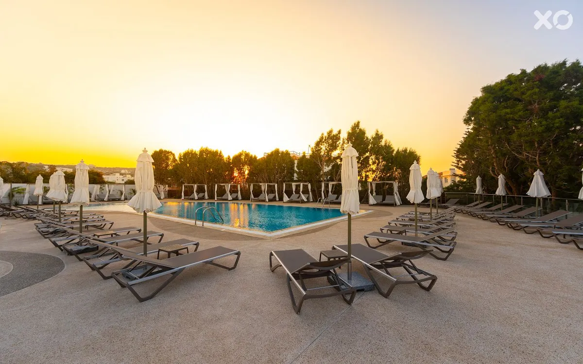 Leonardo Crystal Cove Hotel & Spa by the Sea