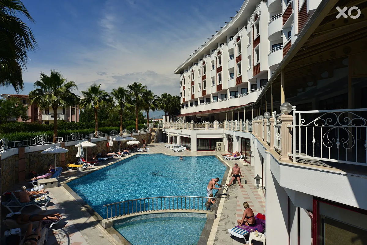 Side Royal Paradise