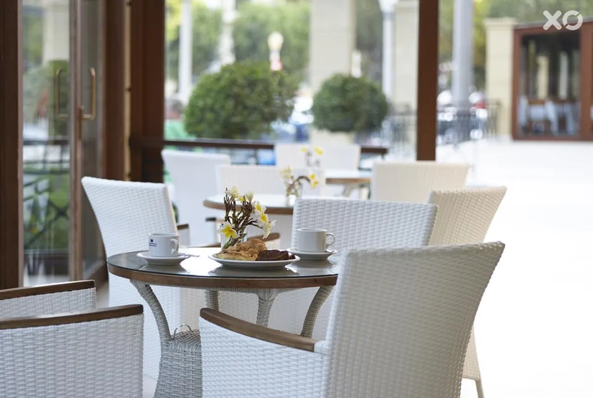 Mitsis Petit Palais Beach Hotel
