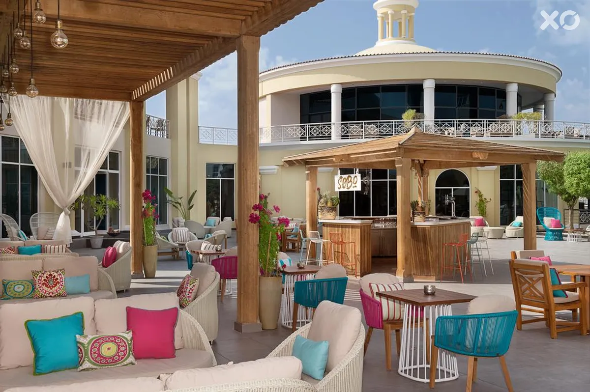 Copthorne Lakeview Hotel Dubai, Green Community