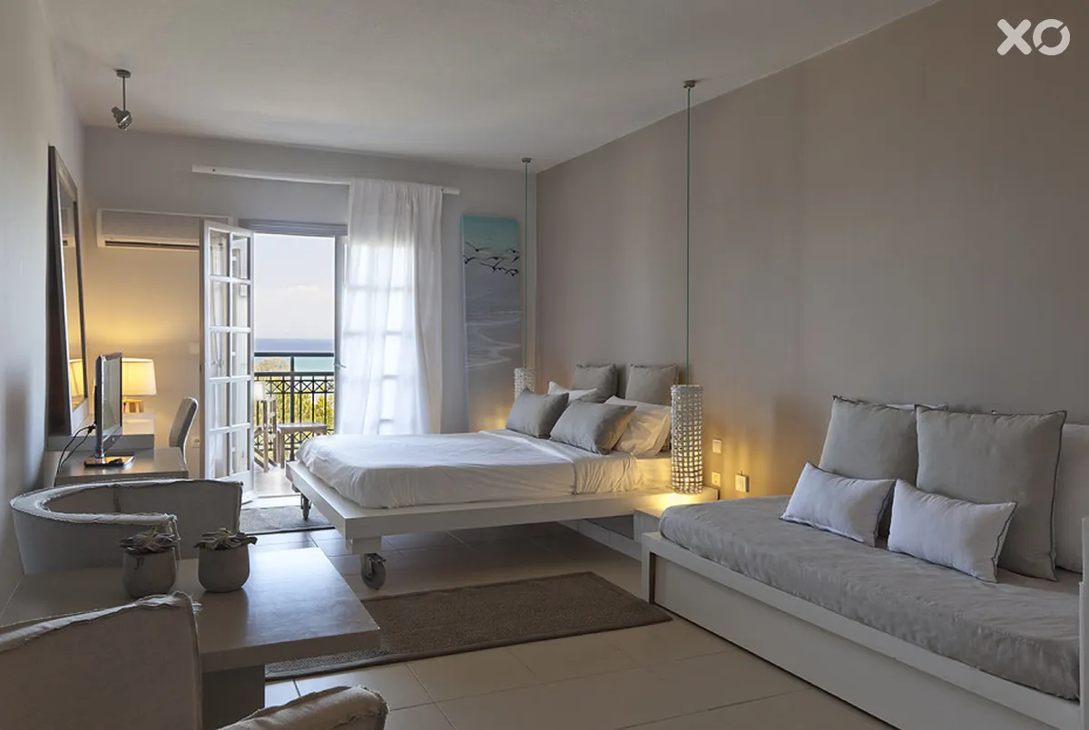 The Bay Hotel & Suites