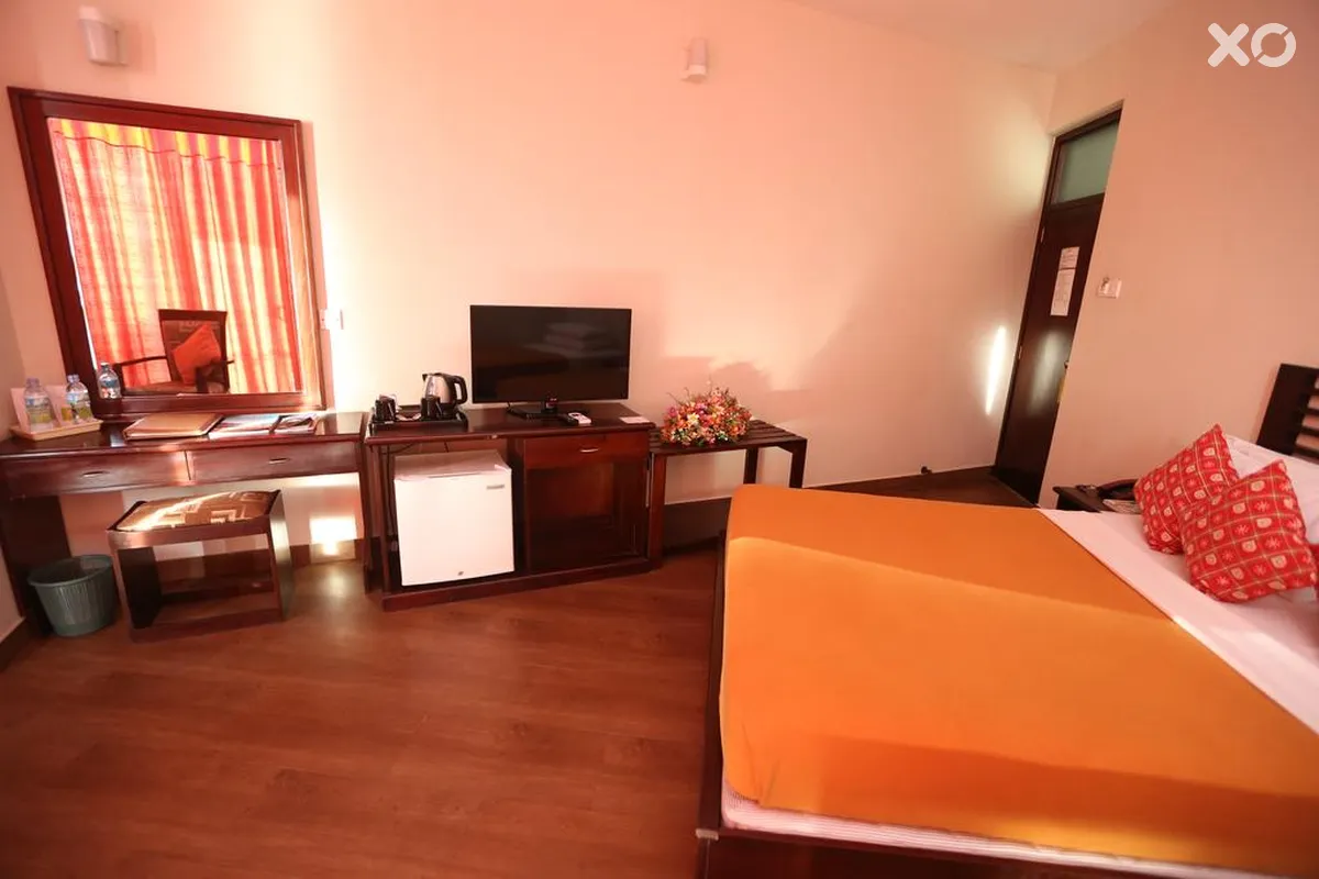 Hikkaduwa Beach Hotel