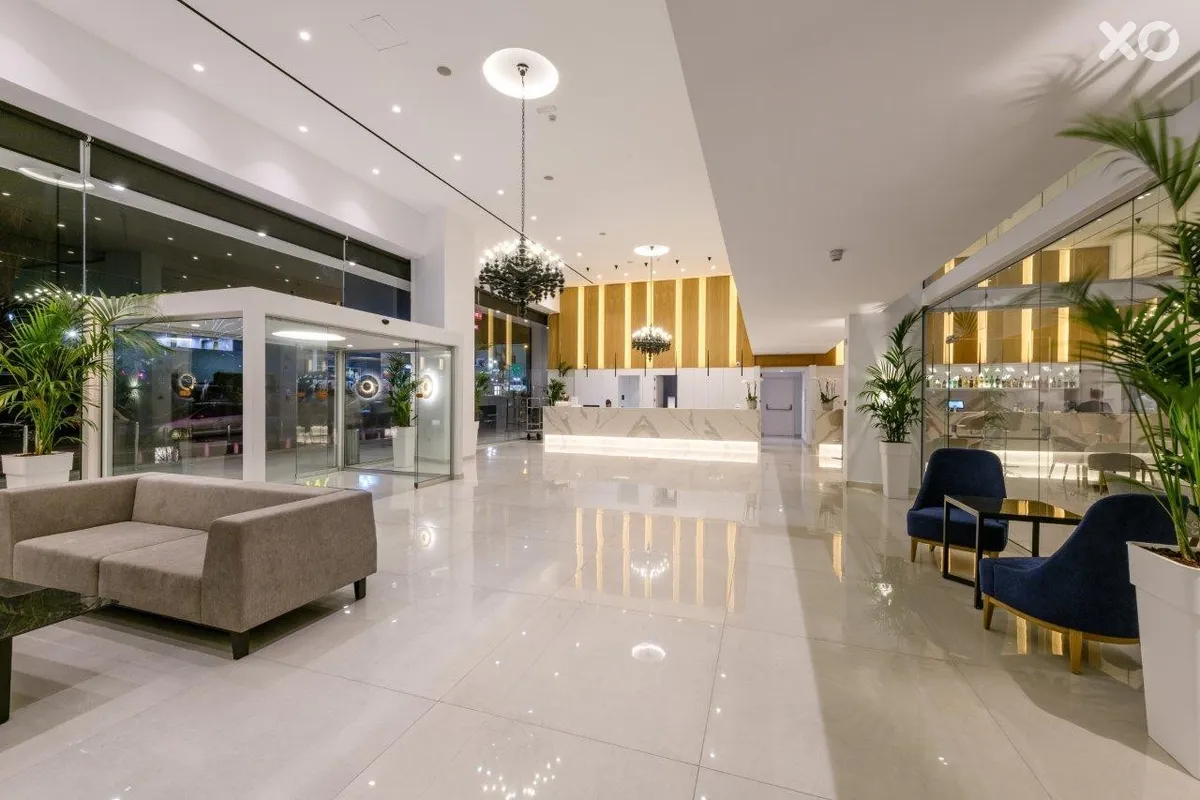 Seasons Tasia Maris Hotel
