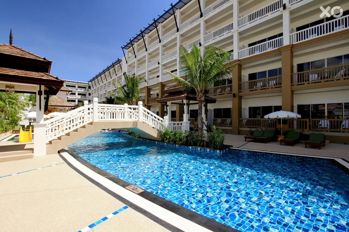Kata Sea Breeze Resort