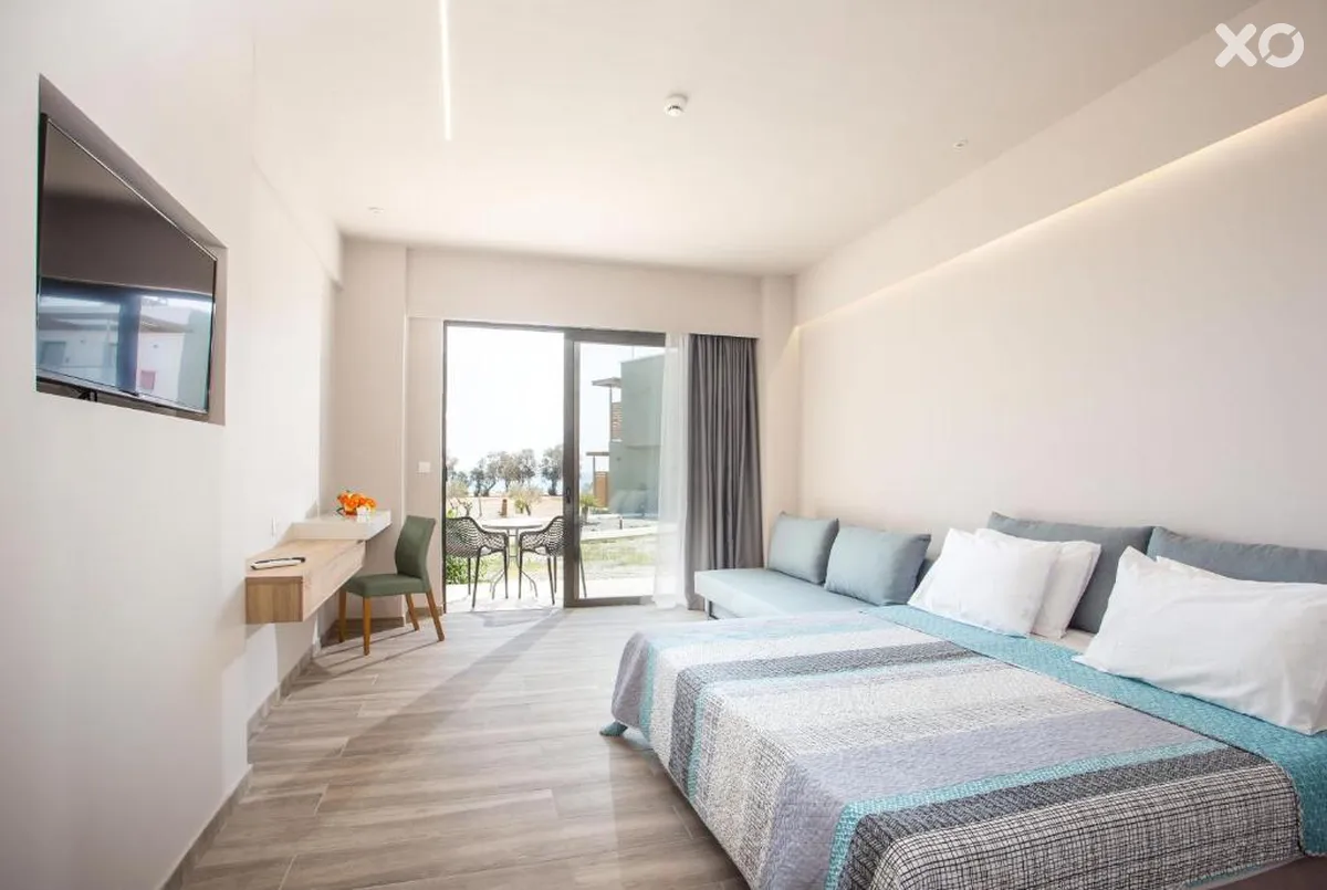 Ampelia Seaside Resort
