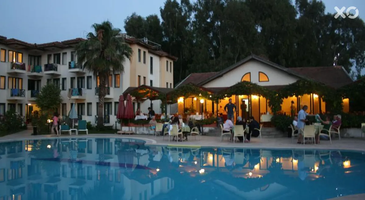 Bezay Hotel