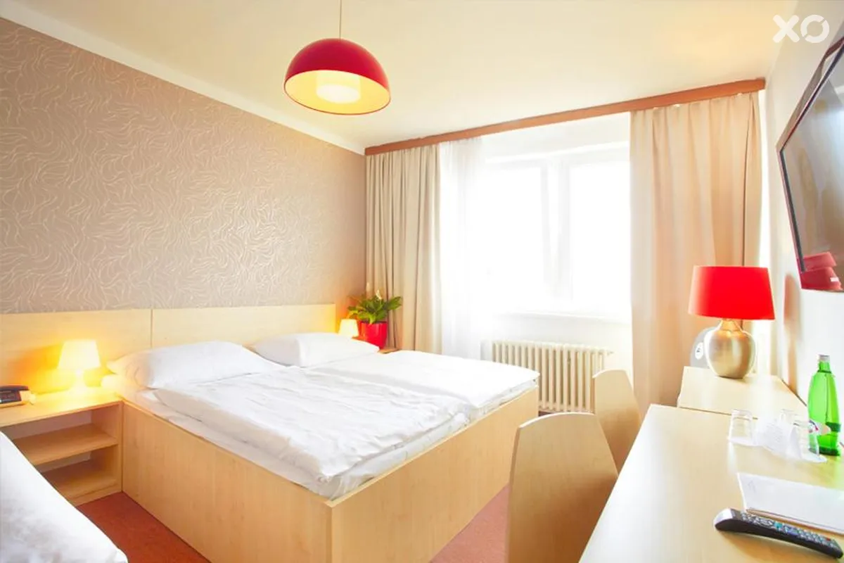 Charles Central Hotel