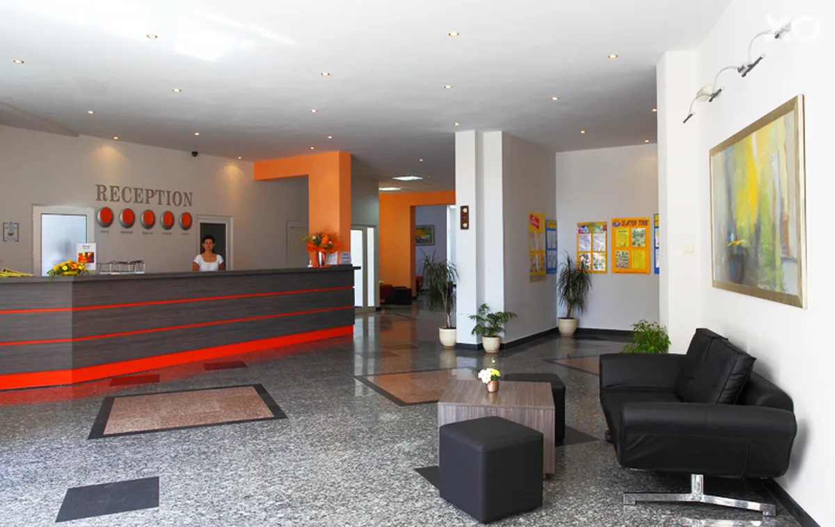Aurora Villa