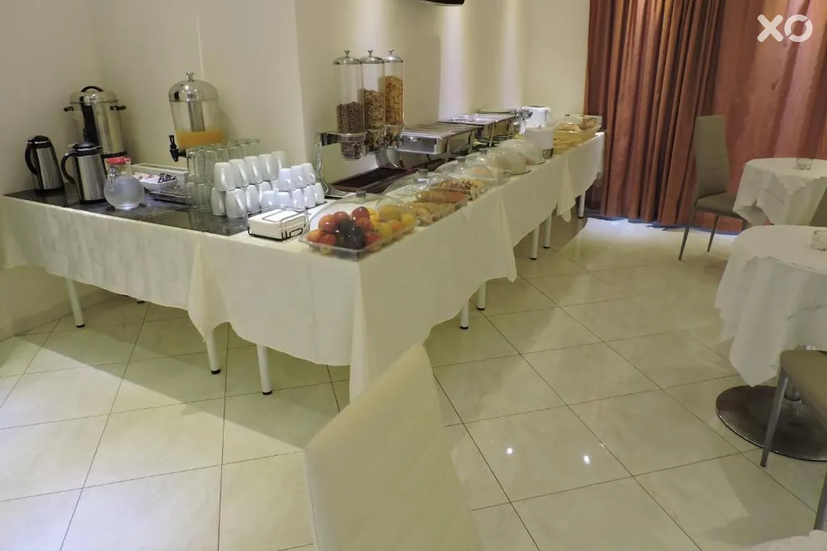 Golden Rose Suites