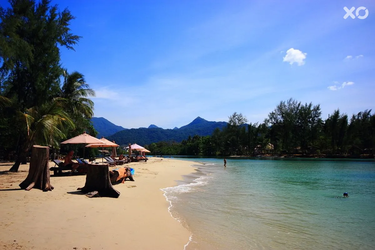 Aana Resort & Spa
