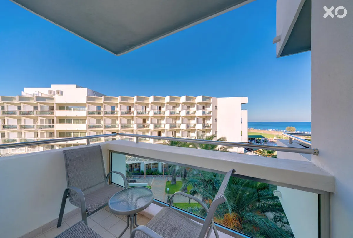 Apollo Beach Hotel