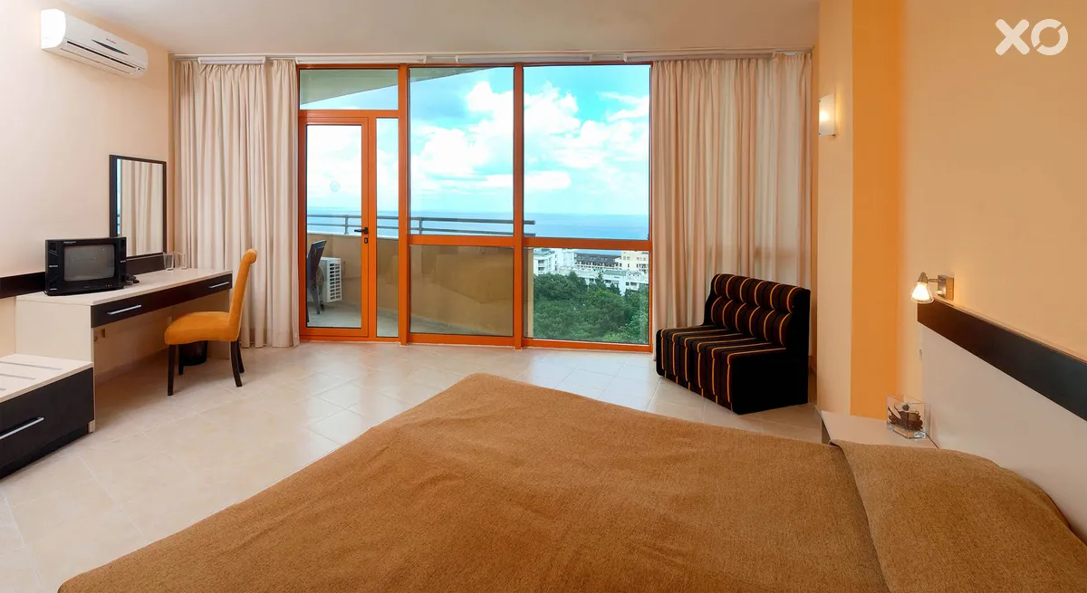 Sunrise Hotel
