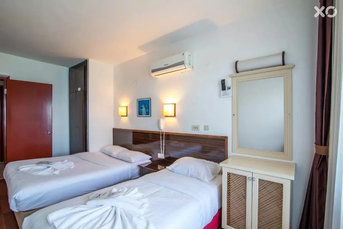 Sunday Beach Hotel
