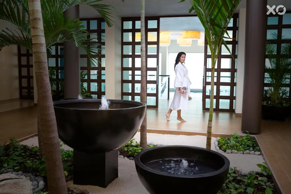El Dorado Seaside Suites