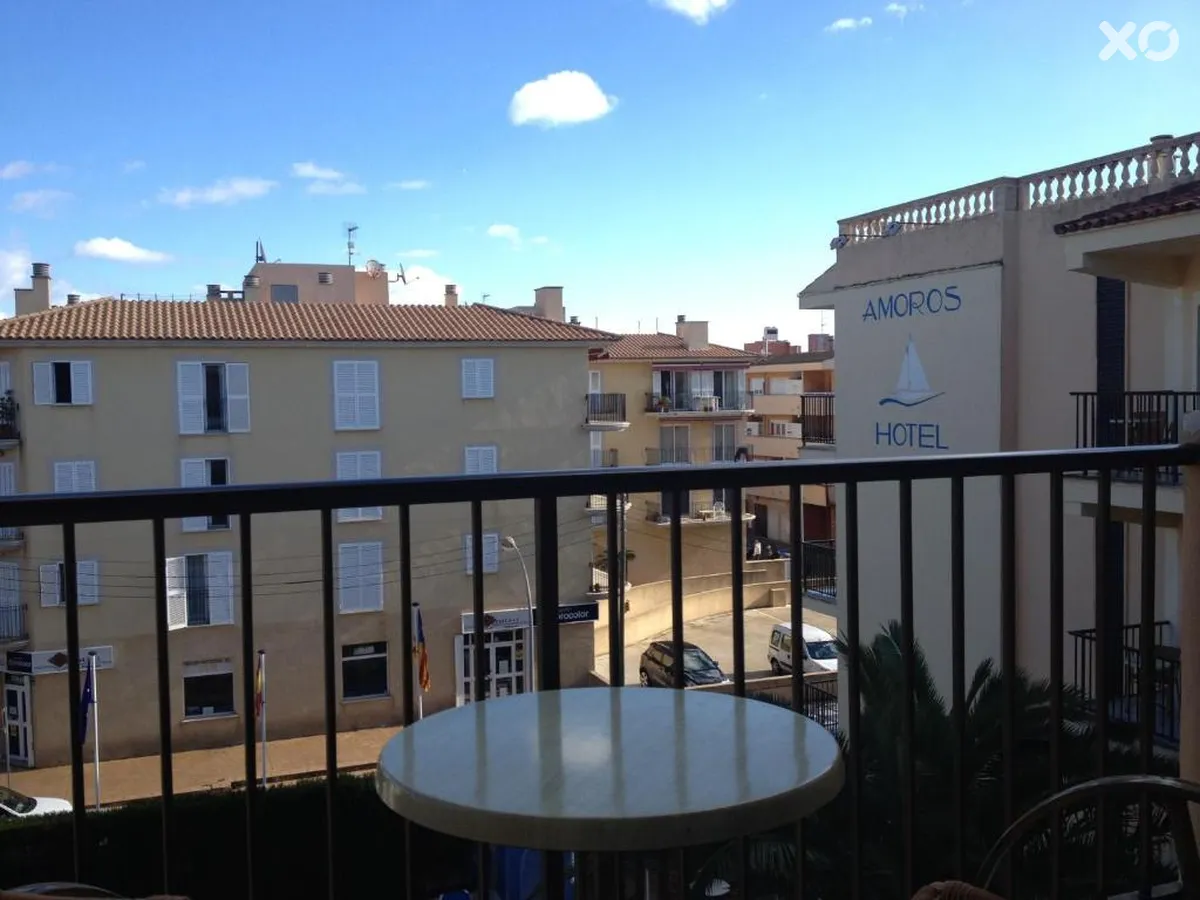 Amoros Hotel