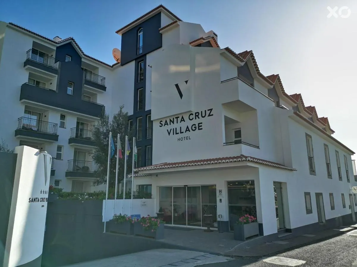 Santa Cruz Village