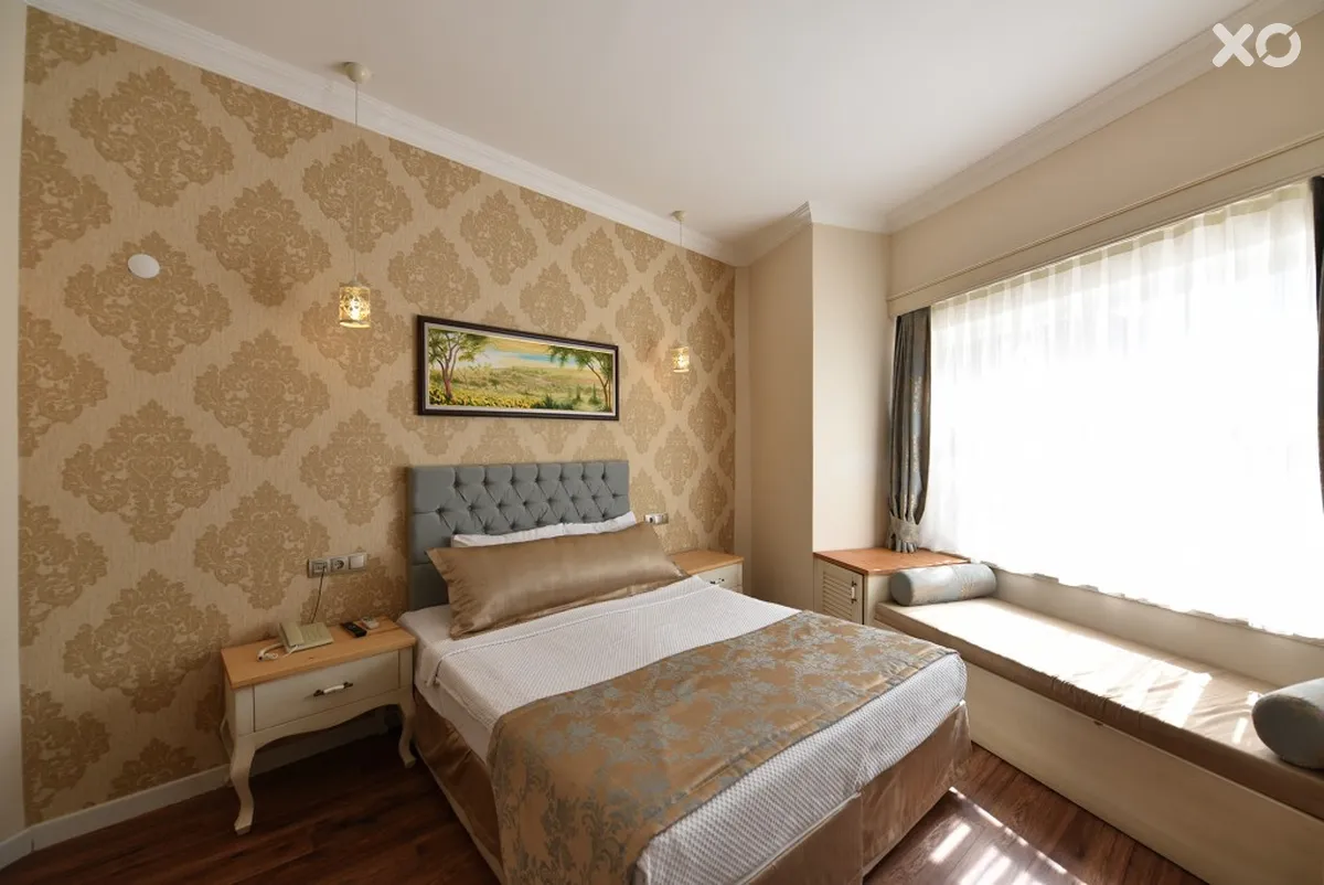 Nicholas Park Hotel