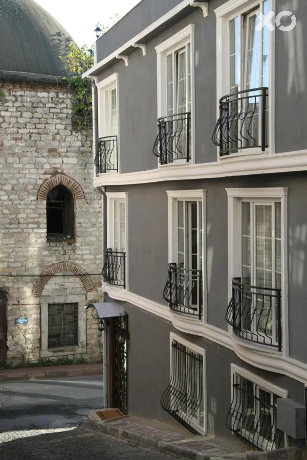 Basileus Hotel