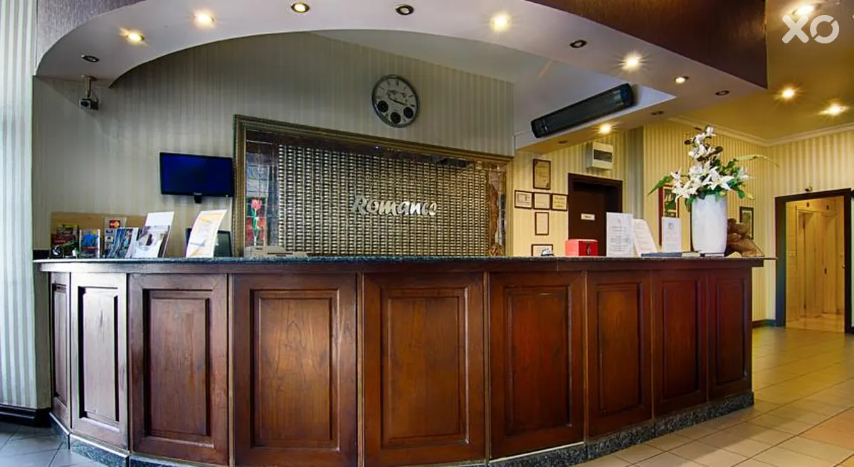 Romance Hotel