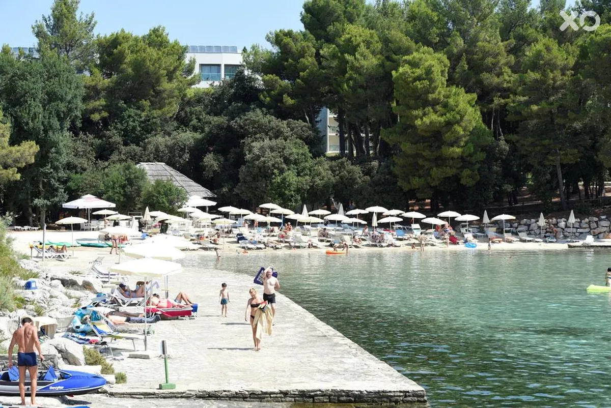Crvena Luka Hotel & Resort (Crvena Luka Apartments & Villas)