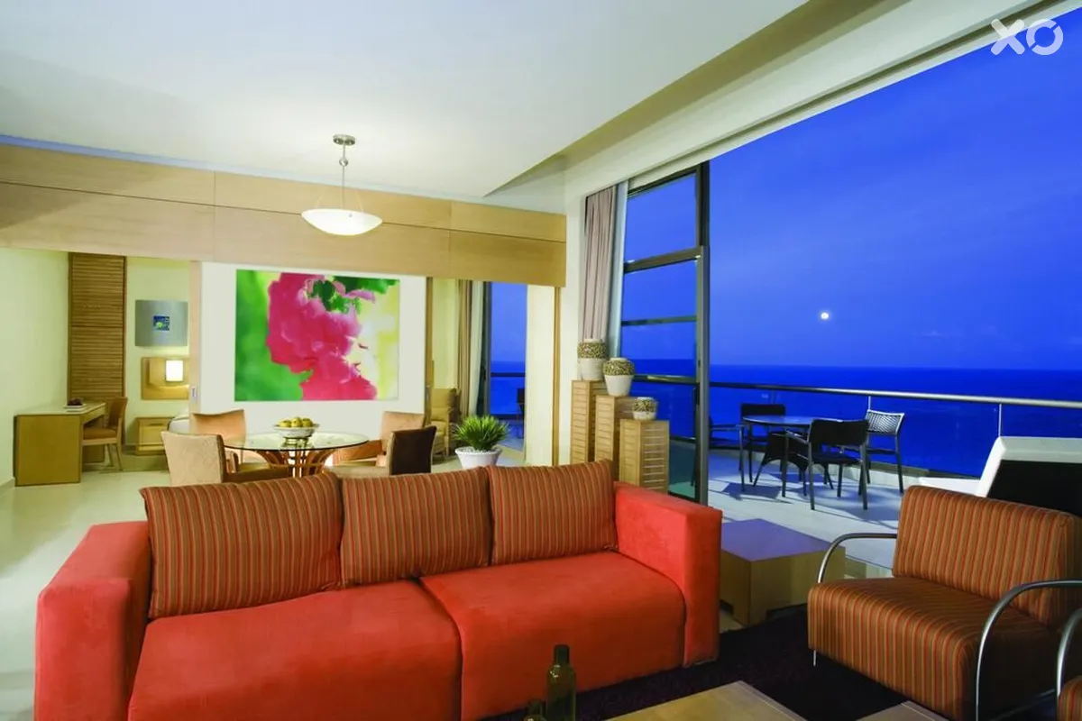 Beach Palace