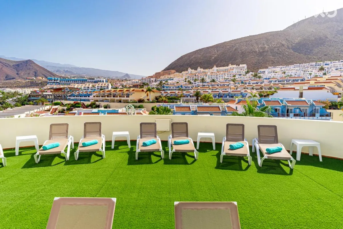 Klayman Olivina Aparthotel
