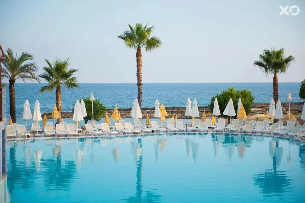 Oz Hotels Incekum Beach Resort