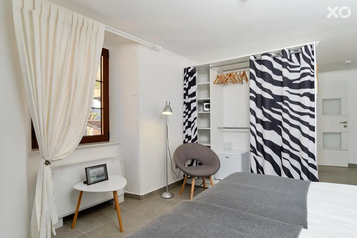 Zebra Hotel