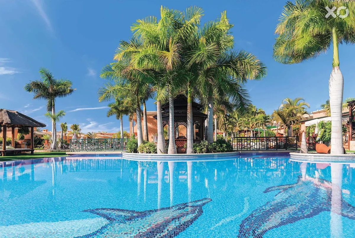Green Garden Resort & Suites
