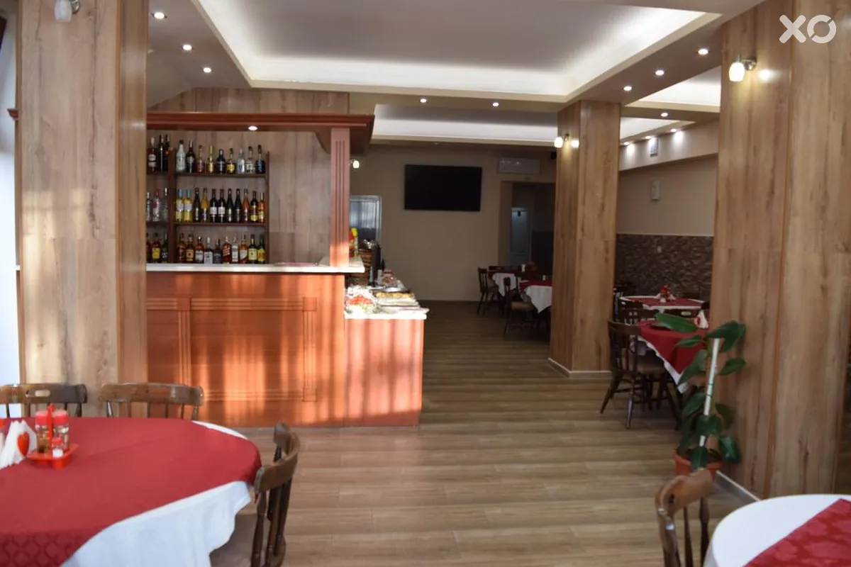 Chris Hotel