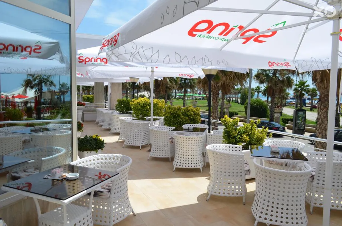 Arvi Hotel