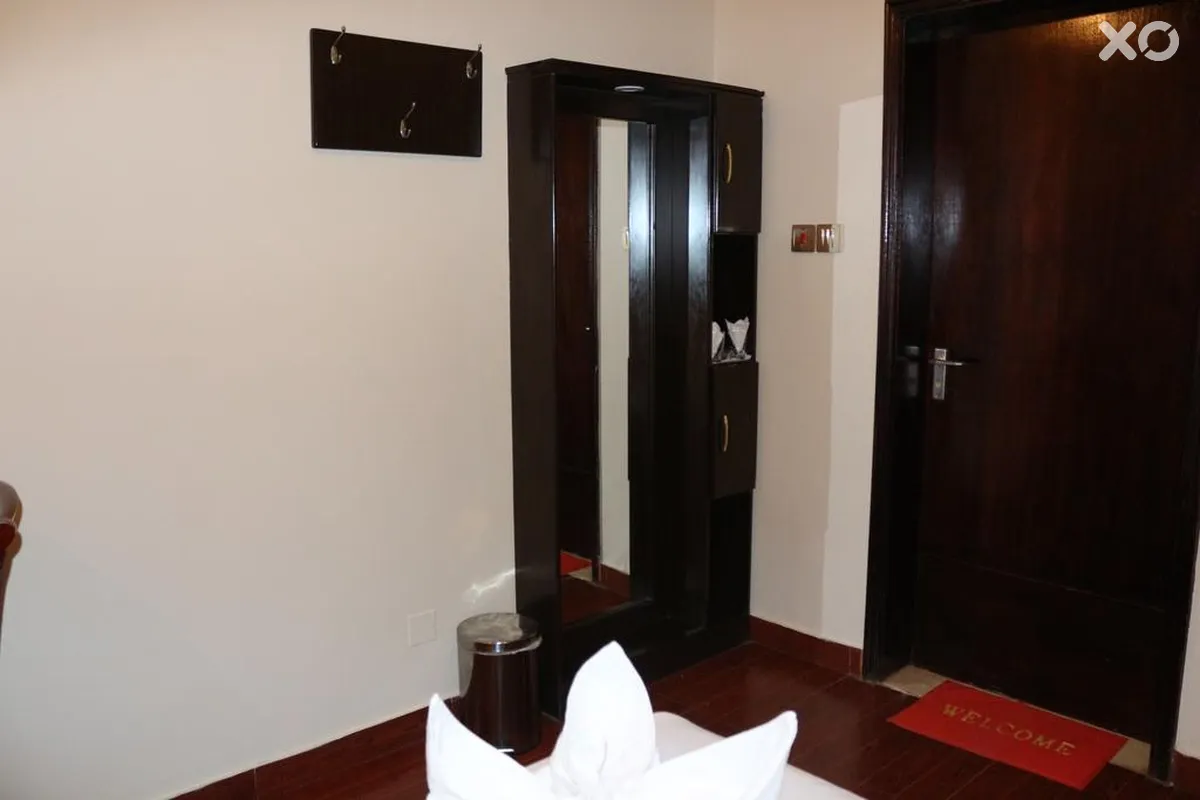 Grand Sina Hotel