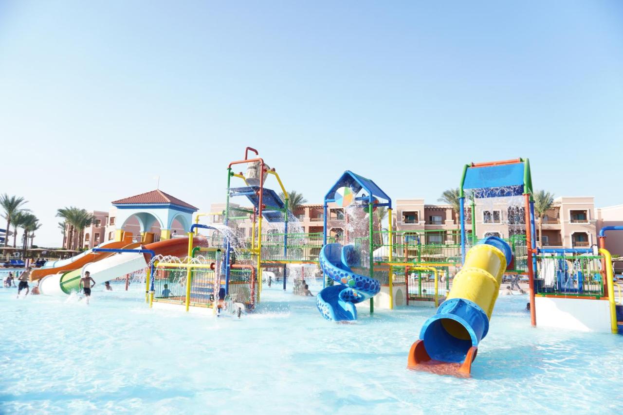 Charmillion Club Aqua Park