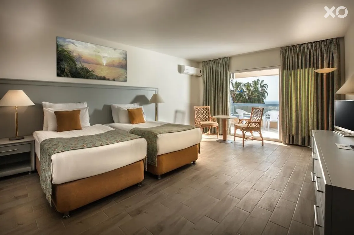The Grand Blue Sky International Hotel