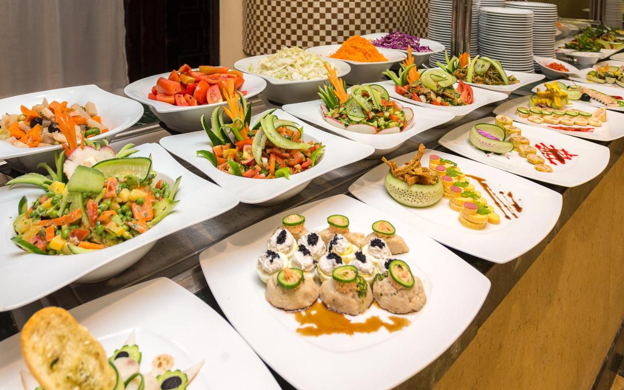 Riviera Aqua Park Resort ( ex. Hawaii Riviera Resort & Aqua Park)