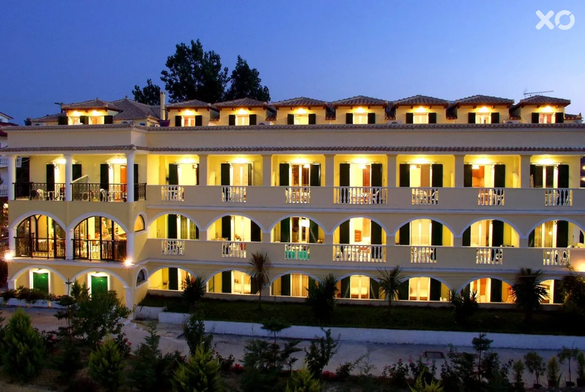 Denise Beach Hotel