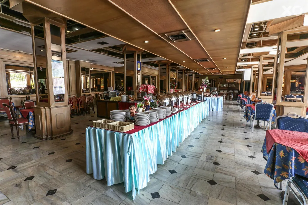 Welcome Plaza Hotel