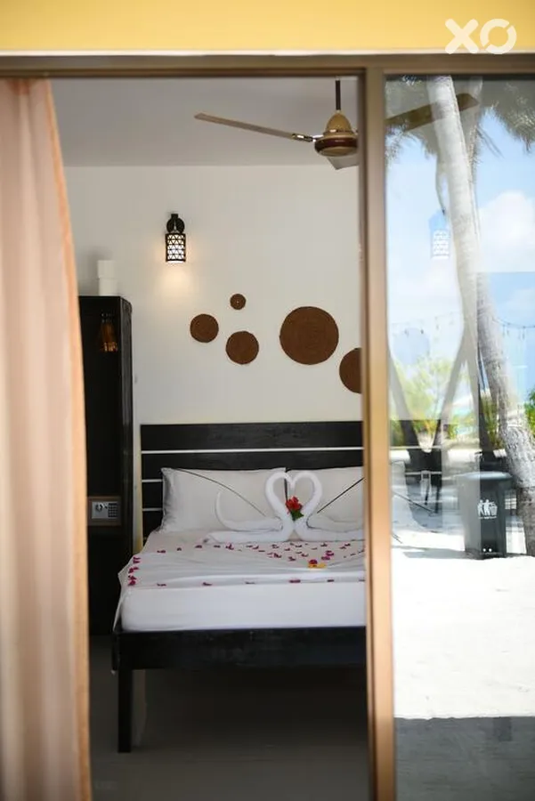 Crown Beach Hotel