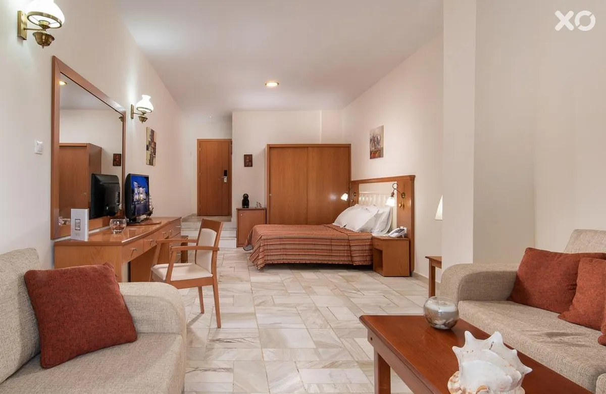 Porfi Beach Hotel