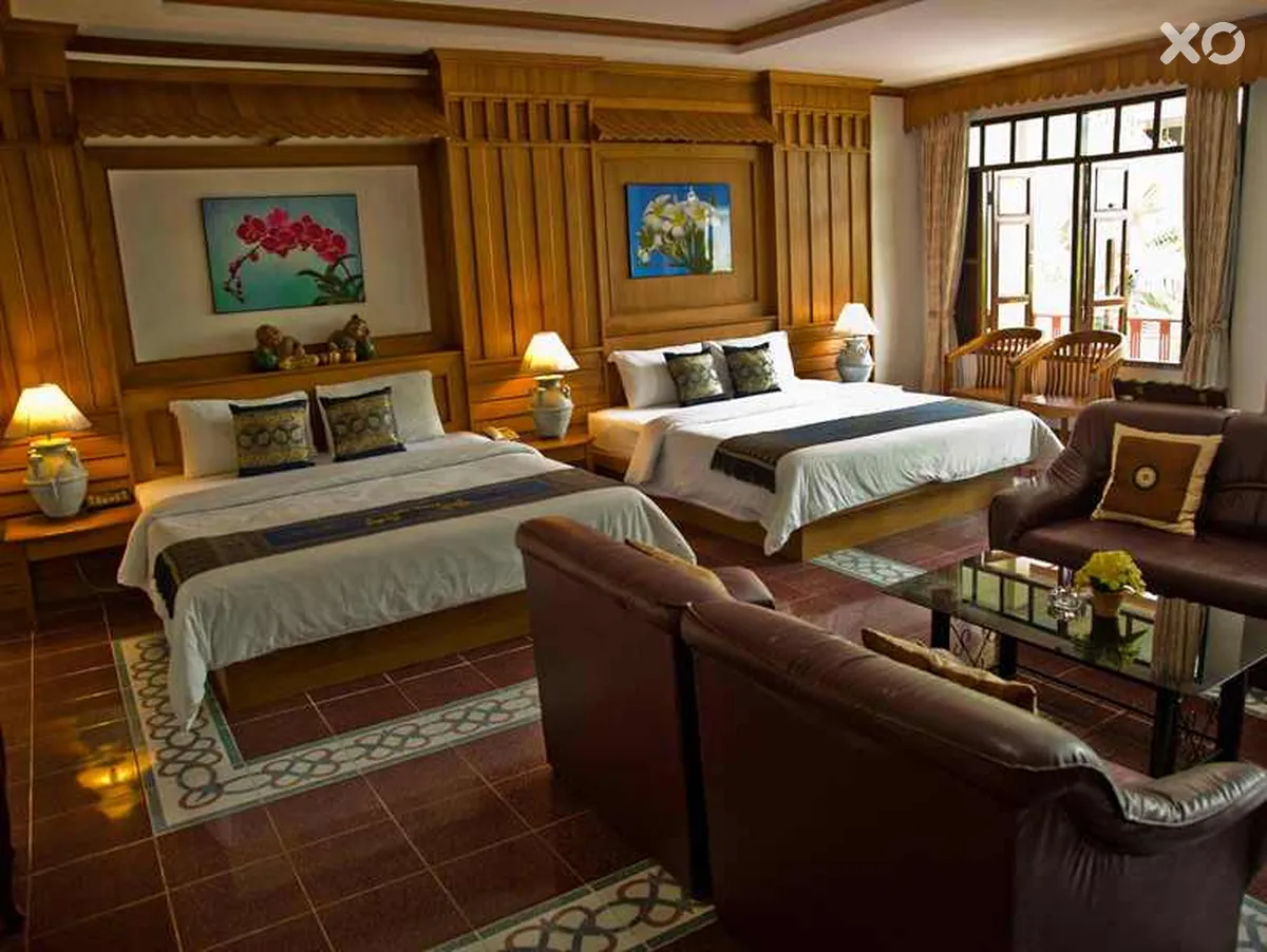 Tony Resort